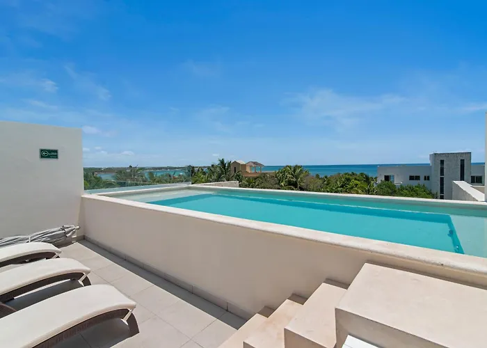 Ocean View Haven Walk To Private Rooftop Terrace Apartment Akumal